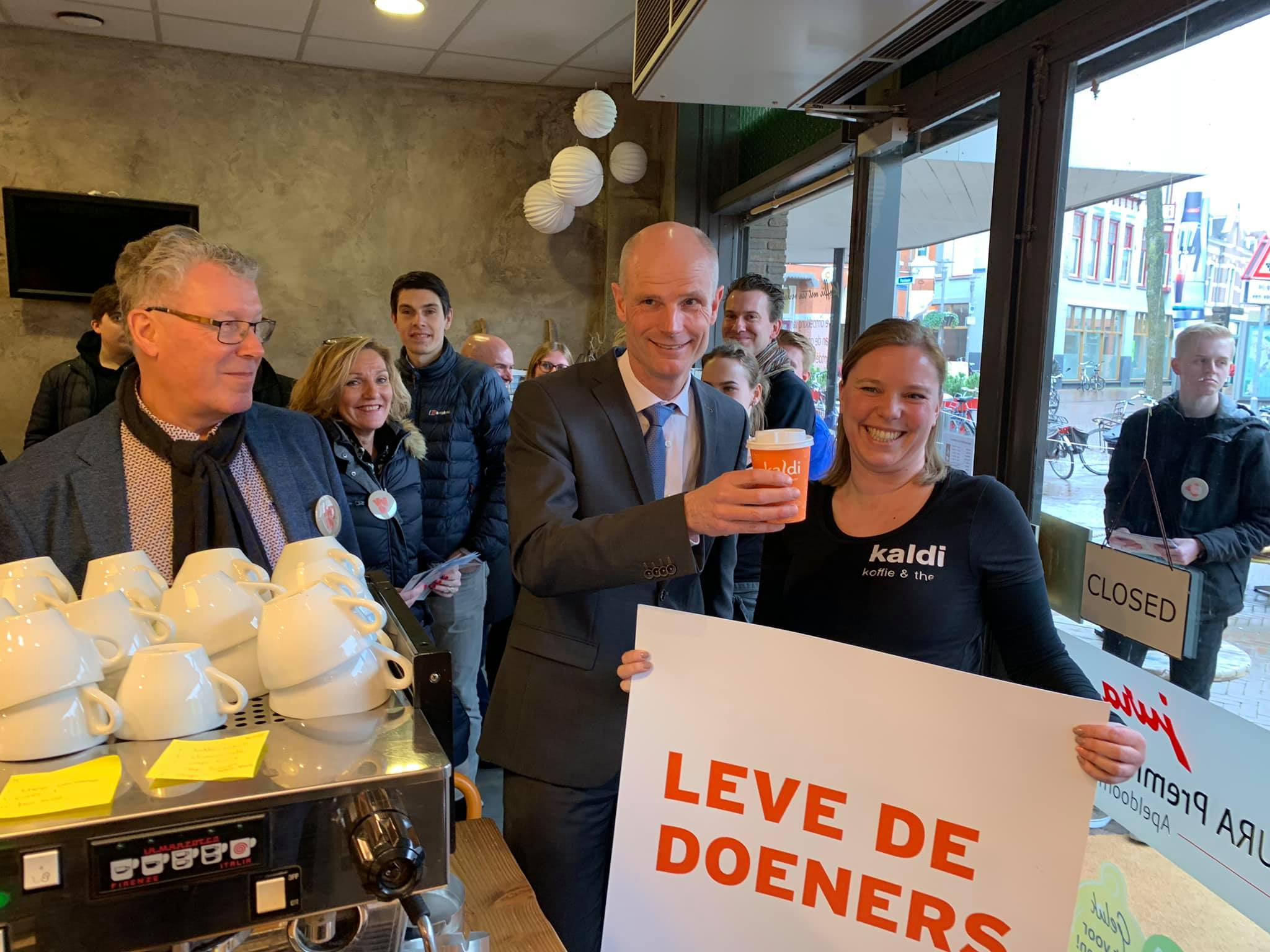 Minister Stef Blok: “Apeldoorn kan trots zijn op haar Doeners!”